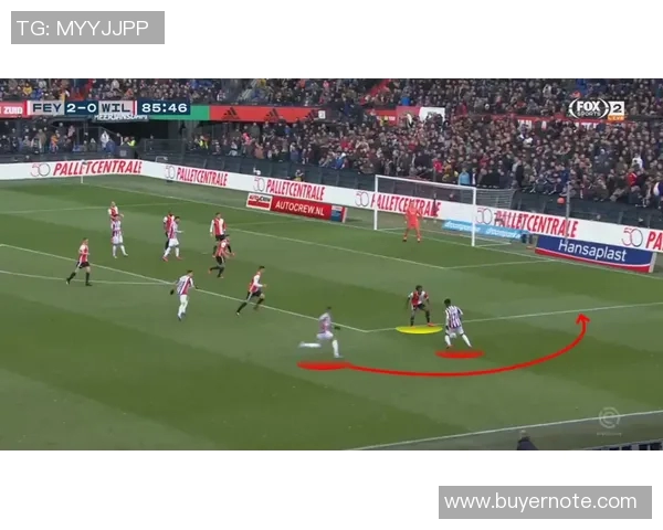 上海足球队快攻战术解析与深度剖析助力球队崛起之路