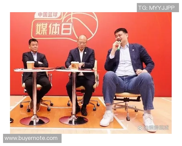 上海足球队默契配合的背后故事与战术分析