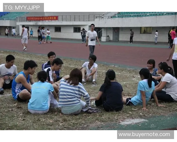 赵强专访:从青涩少年到篮球巨星的成长之路回顾 赵强专访:从青涩少年到篮球巨星的成长之路回顾